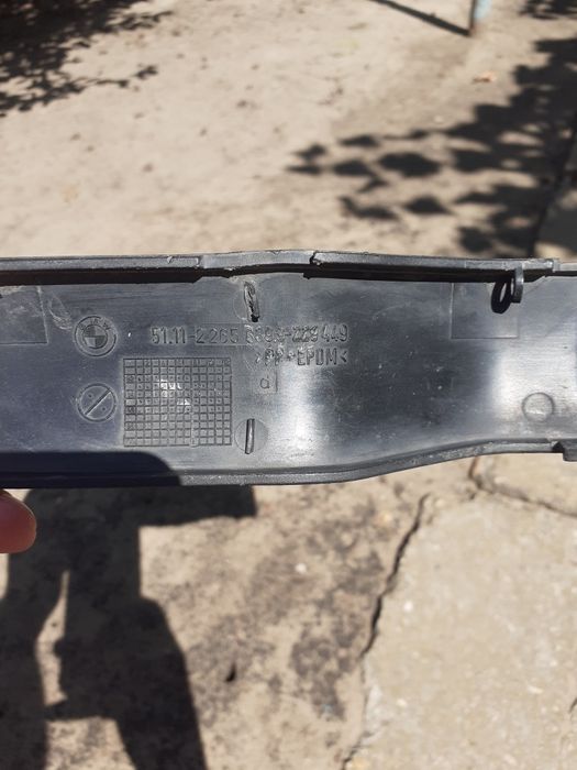 Передний /// М Молдинг,под крюк БМВ е 36,оригинал.