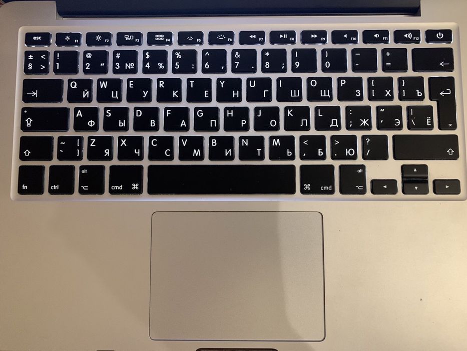 Продам макбук MacBook Pro