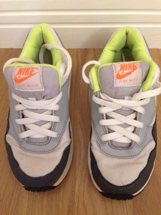 Кроссовки Nike