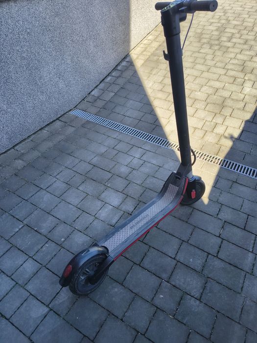 Sprzedam hulajnogę elektryczną Iguana