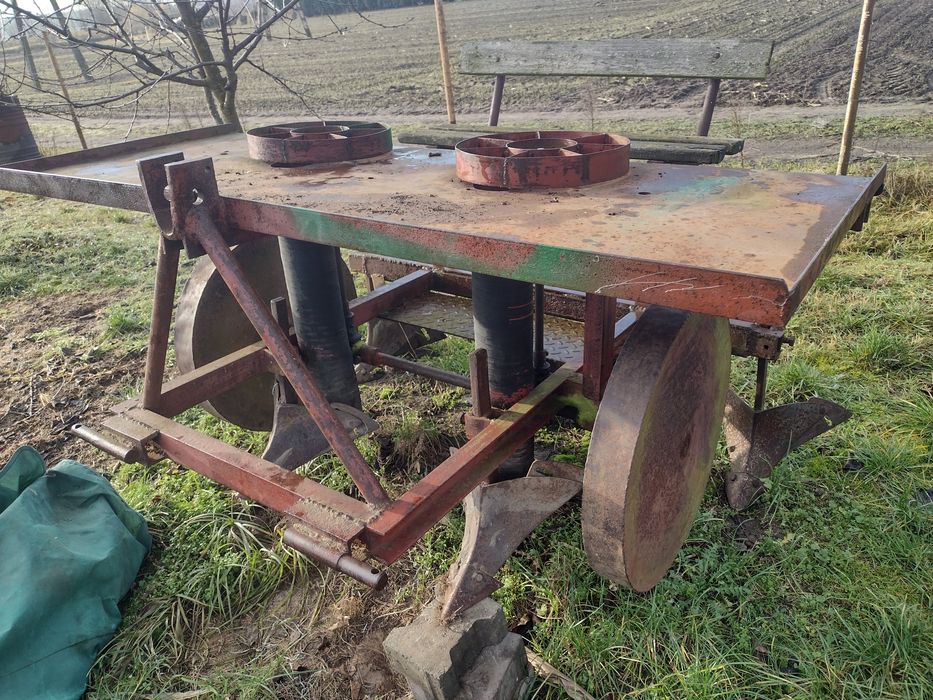 Przyczepa wywrotka d35 c330 c360