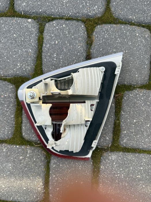 Lampy tył BMW e90