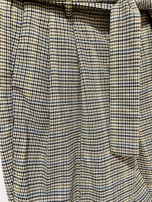 Materialowe spodnie Reserved 38