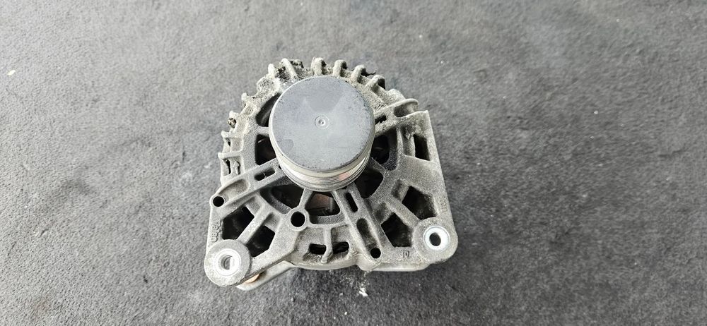 alternator 231000027r renault megane 3 1,5 dci