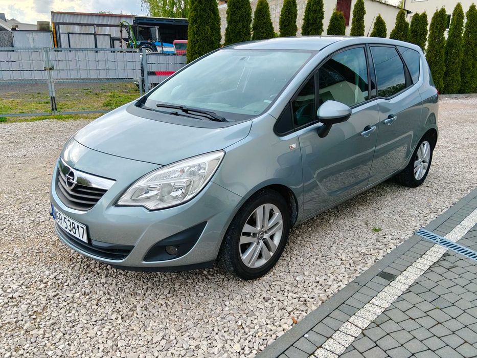Opel Meriva 1,4t benzyna hak