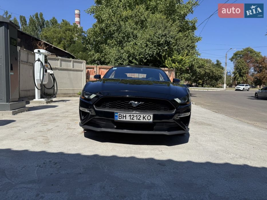 Продам автомобіль Ford Mustang 2019