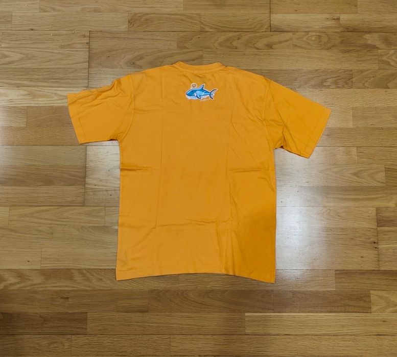 T-shirt Shark Hunter Cartoon Pescador Tubarão Laranja