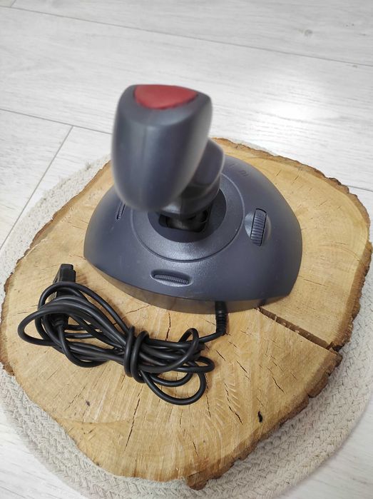 Джойстик Logitech Wingman 3001