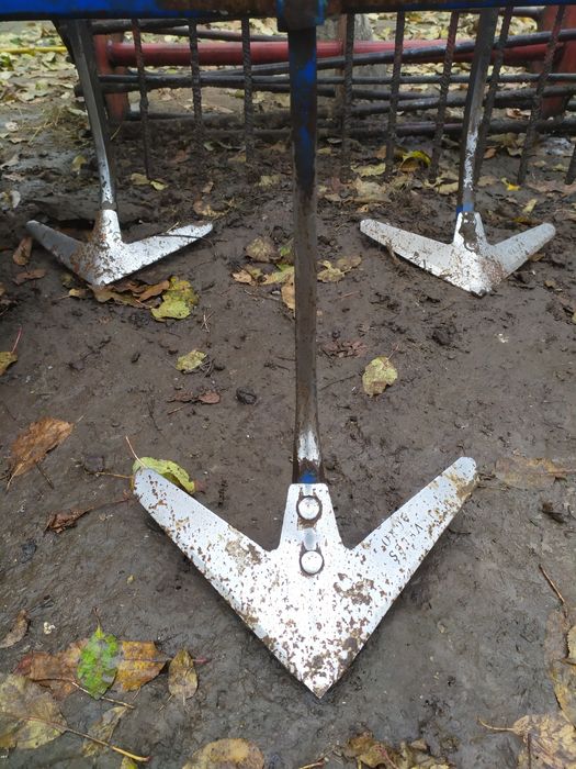 Продам навісний культиватор