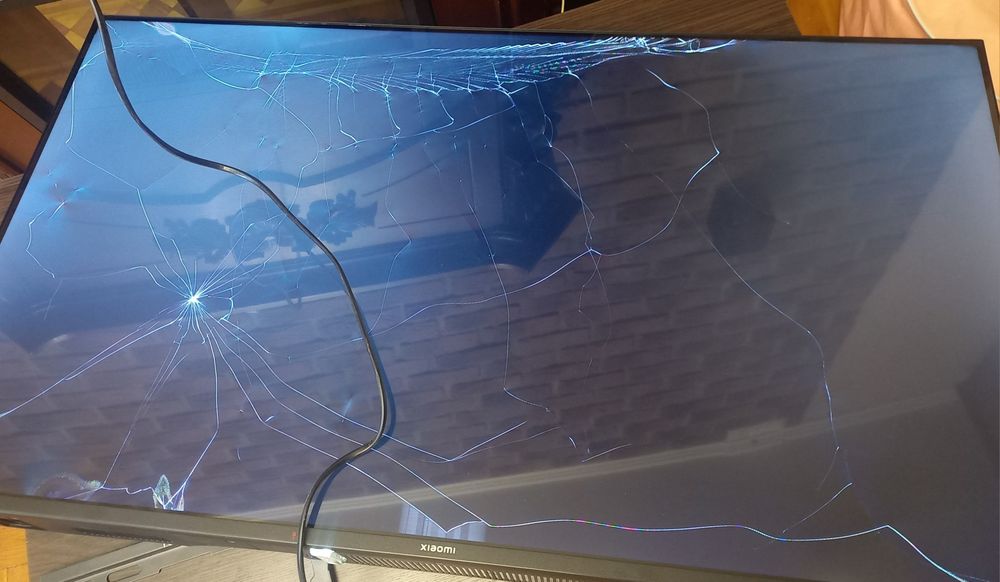 Продам на запчастини телевізор xiaomi tv l43ma-afme