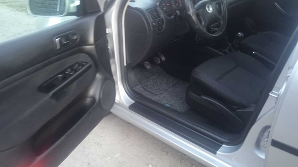 Продам  надійний гольф 4