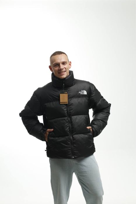 Зимова куртка від бренду The North Face