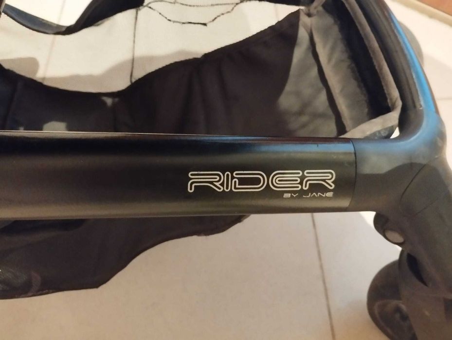 Carrinho de bebe Jane Rider + ovo matrix light 2 como novo
