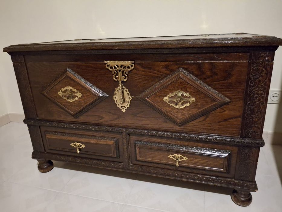 Arca/baú de madeira