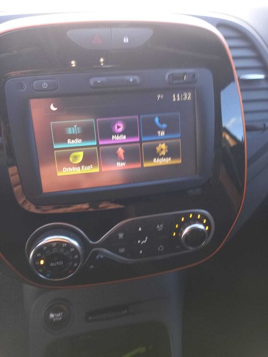 Renault Captur 90cv – 2017 – Gasolina