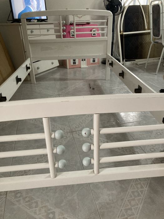 Cama de pessoa e meia