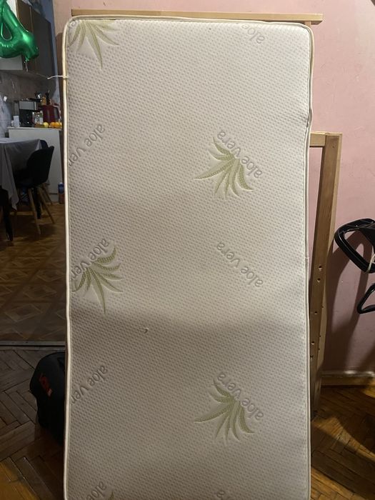 Ліжко дитяче з матрацом