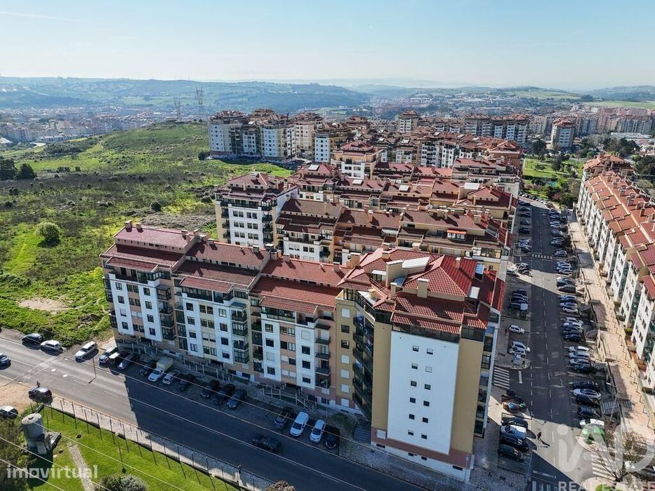Apartamento T2 em Queluz e Belas de 107 m2