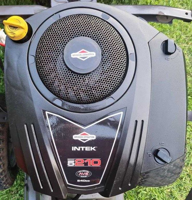 Traktorek kosiarka Husqvarna RIDER R 320 AWD Gwarancja