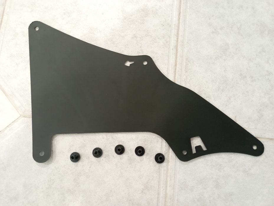 БЮДЖЕТНАЯ защита (пыльник) арки (рамы) Toyota Prado 120 GX470