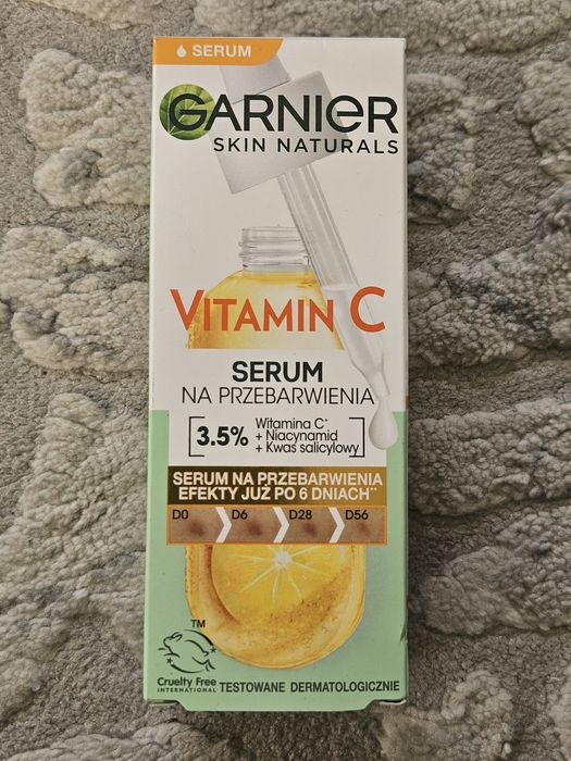 Garnier - serum na przebarwienia z witaminą C.