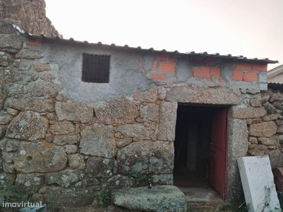 Terreno rustico em Dominga loba Peraboa