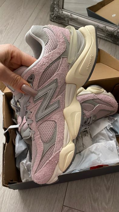 Кросівки New Balance 9060