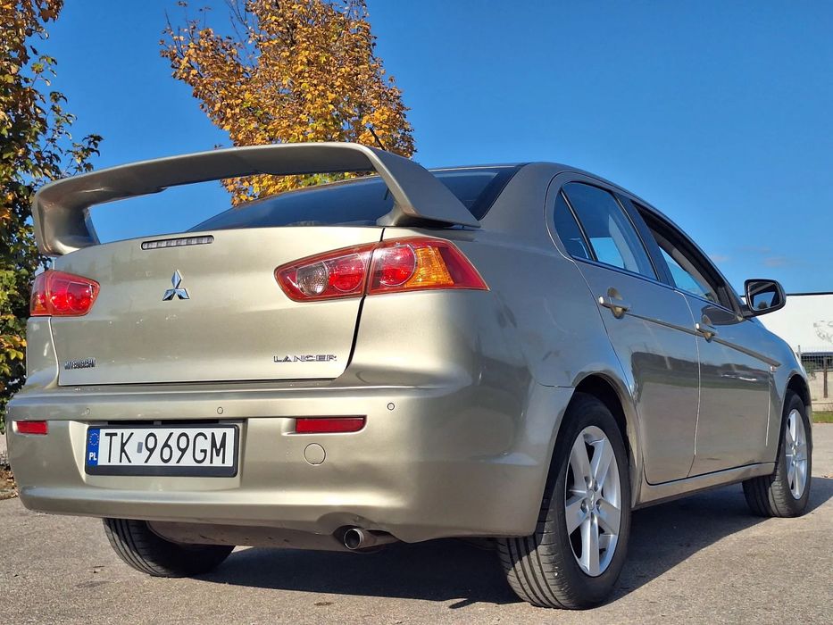 Mitsubishi Lancer