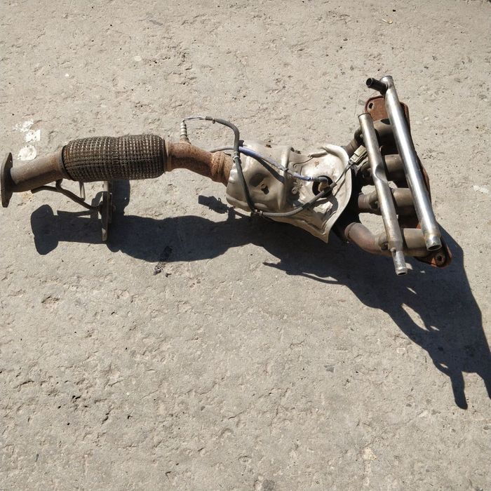 Випускний колектор каталізатор форд фьюжн