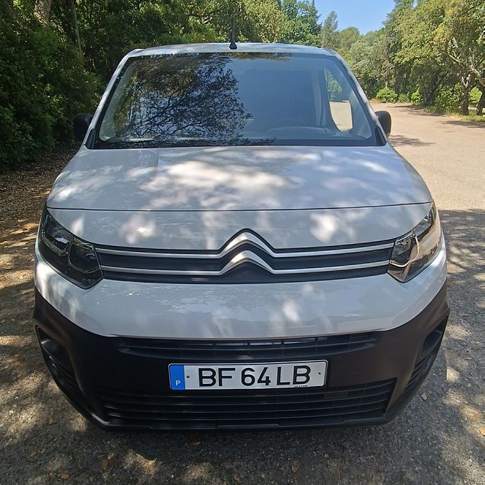 Citroen Berlingo 1.5 blue HDi.  12.000km