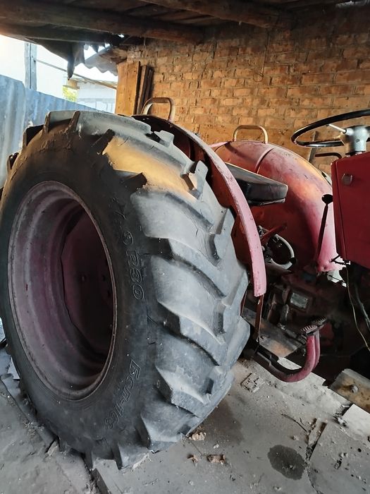 Трактор универсал у-445