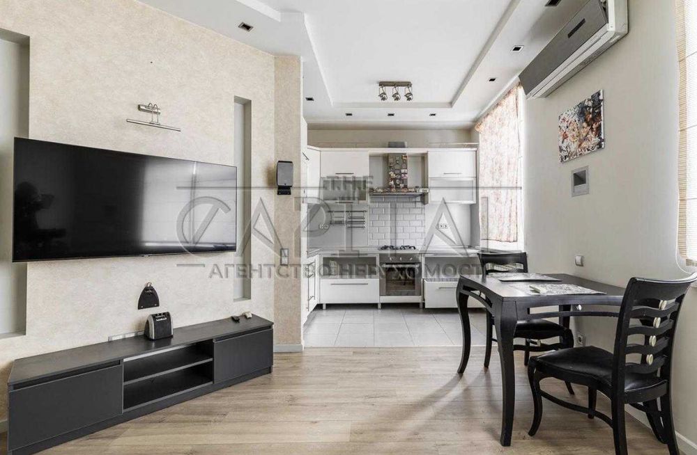 Квартира / Автономна / Оренда / Світло Є / Центр / Печерськ