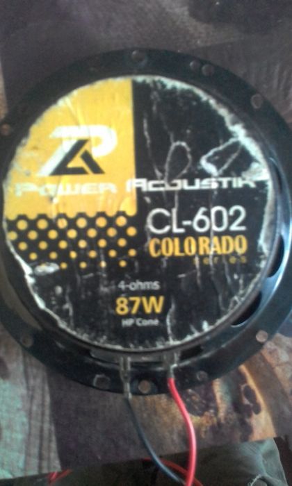 Автомобільна акустична в відмінному стані