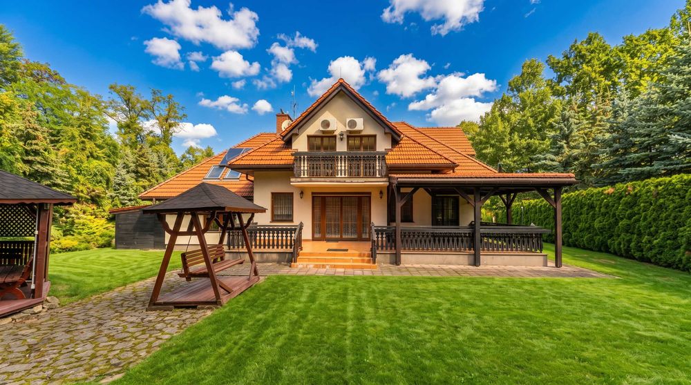 Dom wolnostojący | 244 m² | 6 pokoi | działka 16,2 ara | Bieżanów-Prokocim | Jędrzejczyka 5