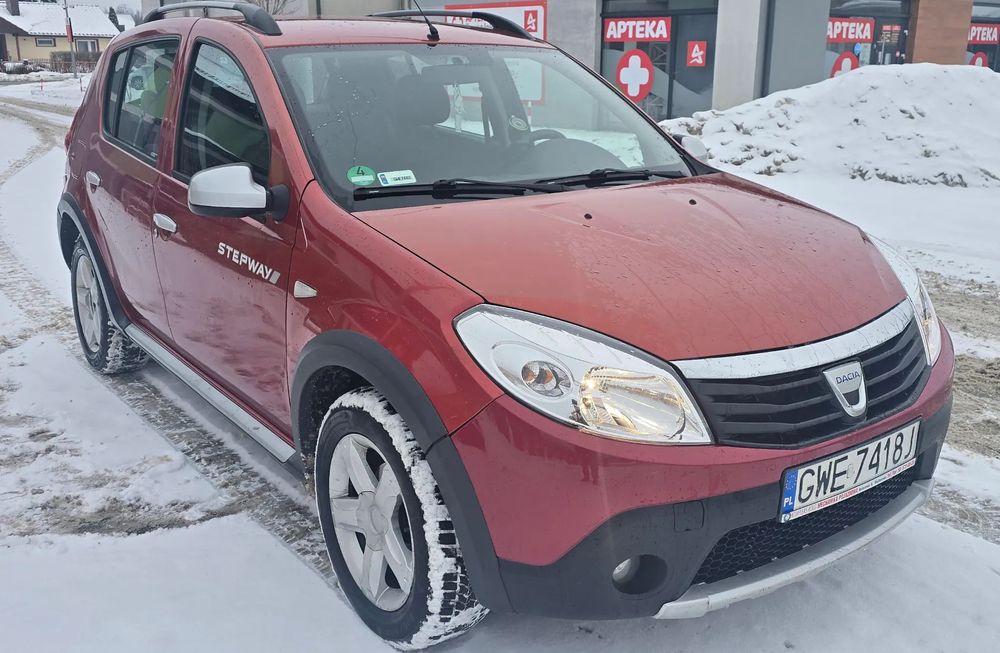 Dacia Sandero Stepway Dacia Sandero Stepway 2010 Nowe opony zimowe, nowe tarcze klocki