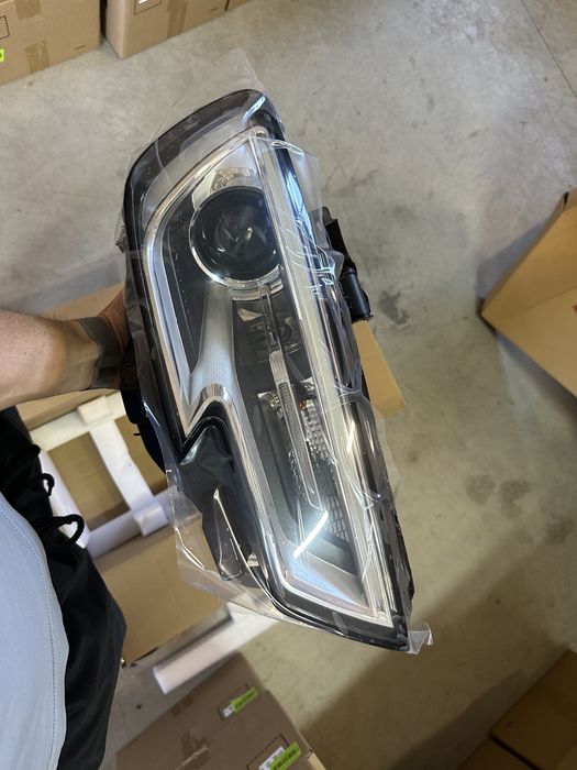 Фари Audi A3 8V ксенон 2016 - 2020 фары з блоками ліва права xenon