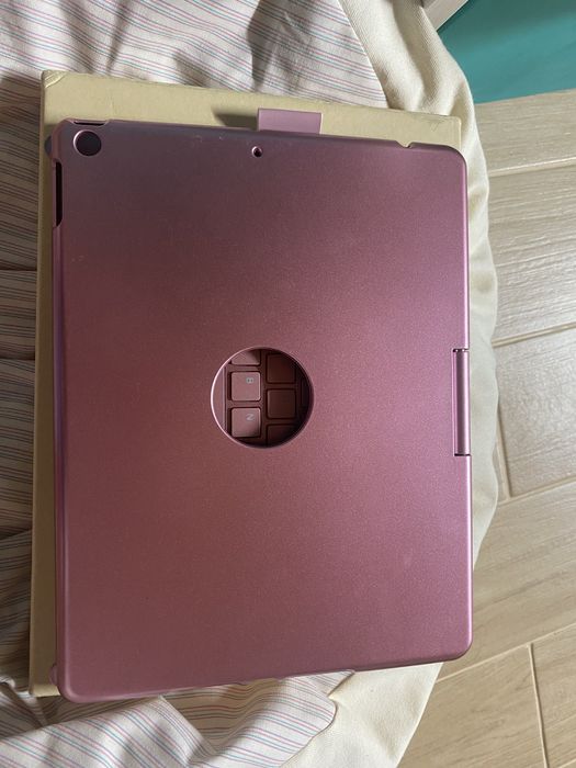 Wireless keyboard ipad 10