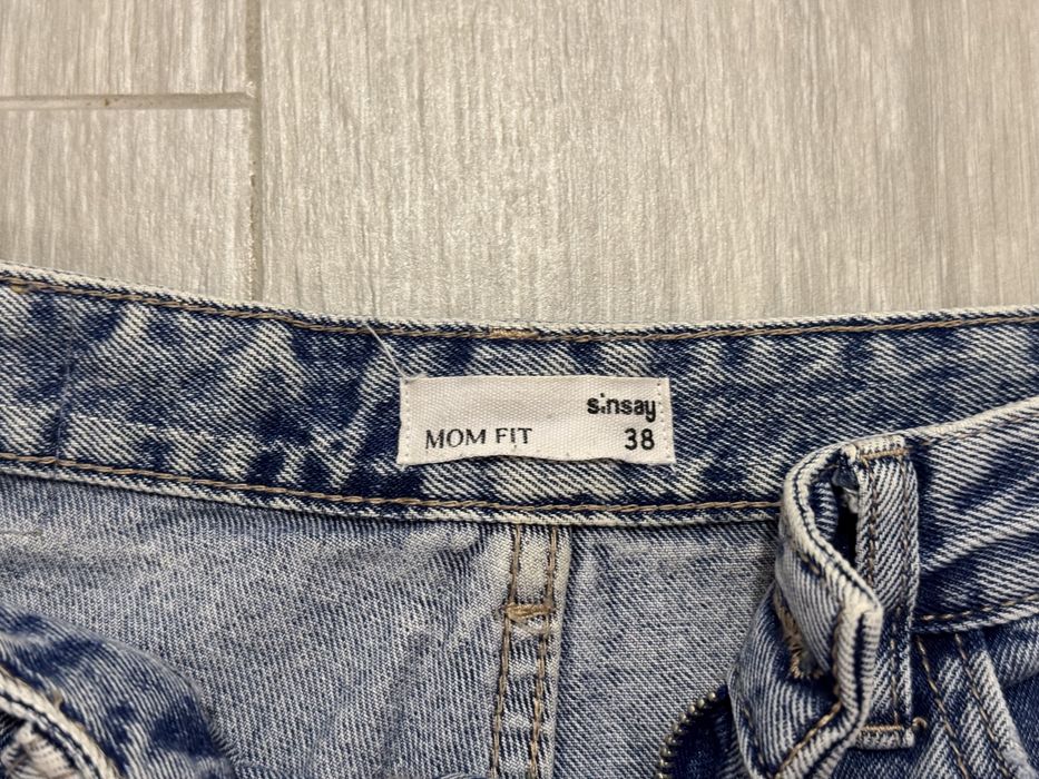 Продам джинси мом в ідеальному стані