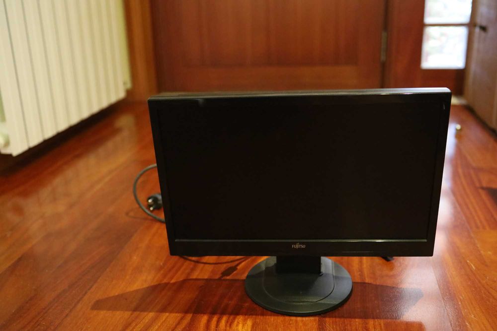 Monitor para trabalho Fujitsu
