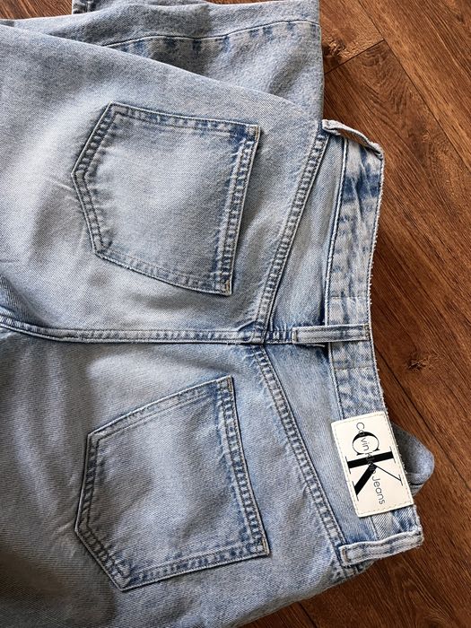 Джинси Calvin Klein 26(34/36) розміру