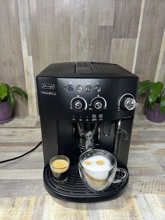 Кавомашина Delonghi 4000
