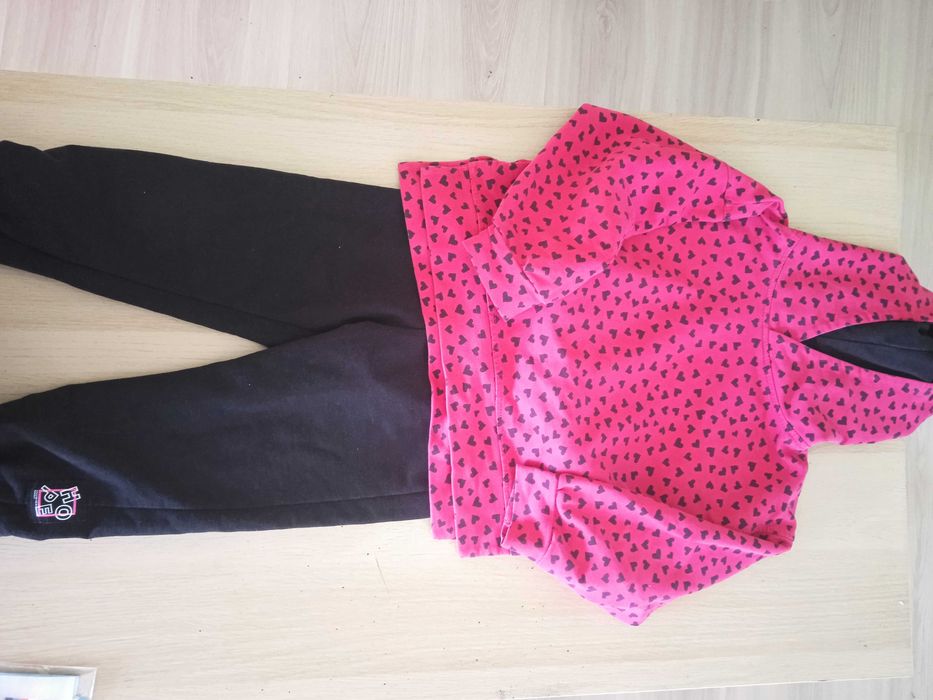 Zestaw bluza i spodnie 116 stan bdb