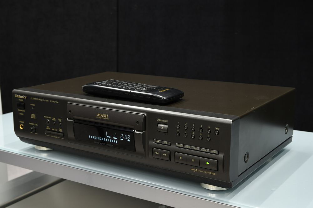 Odtwarzacz płyt audio CD Technics SL-PS770A + pilot całkowicie sprawny
