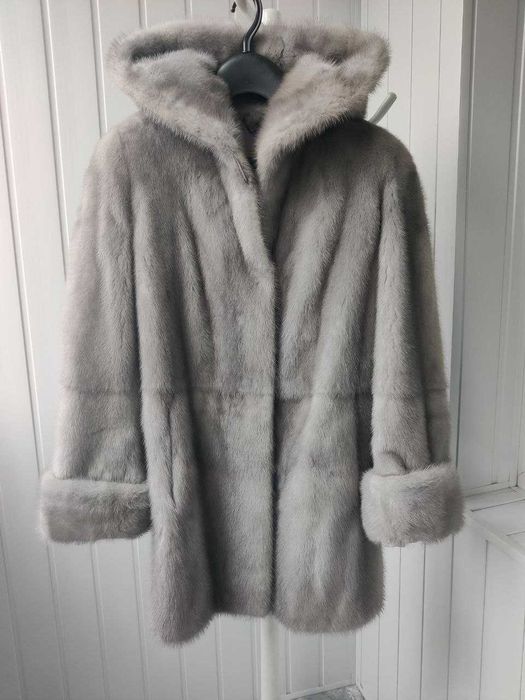 Продам шубу из меха норки