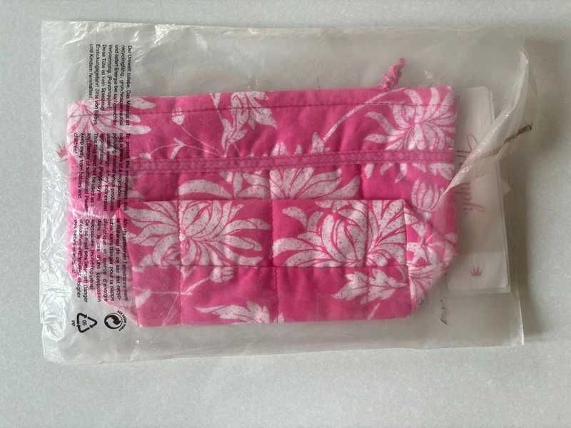 Triumph nowa kosmetyczka