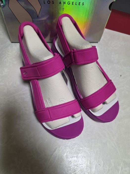 Жіночі сандалі Skechers   41.5