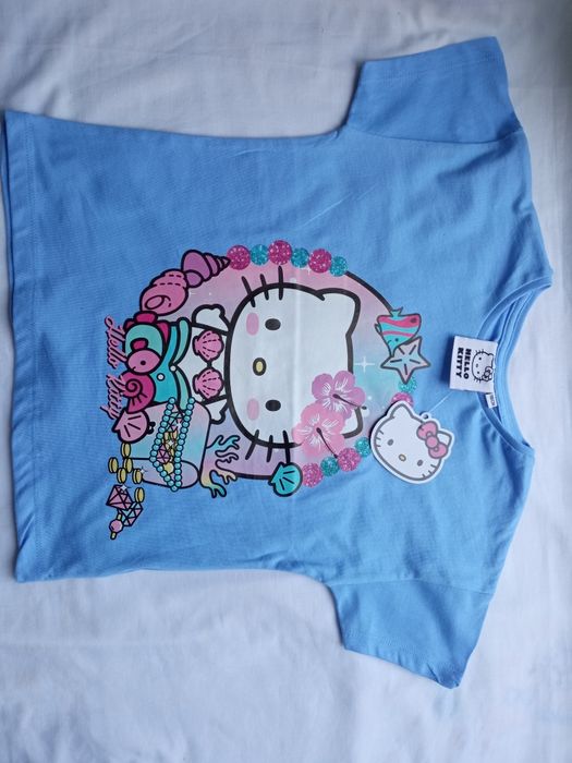 Nowa koszulka Hello Kitty z metką