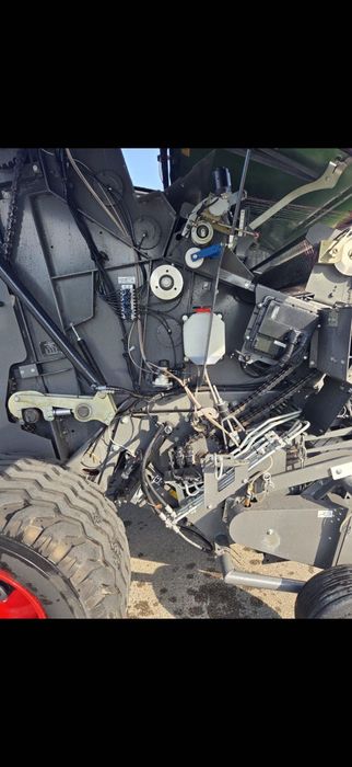 Prasa Fendt Rotana 130 F XtraCut 2021