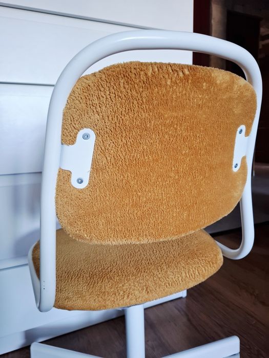 Krzesło biurowe dziecięce Ikea
