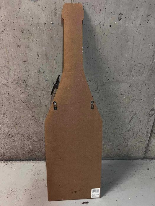 Wieszak na wino, uchwyt na butelki